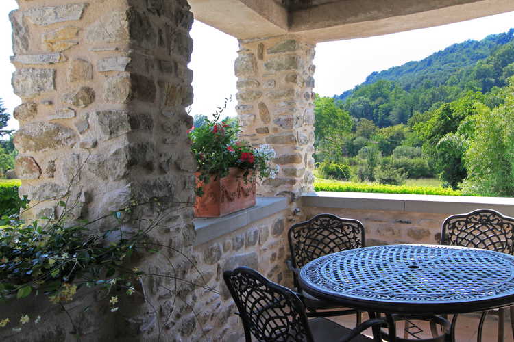 La Loggia Fiorita: terrazze immerse nella quiete e nel verde della natura